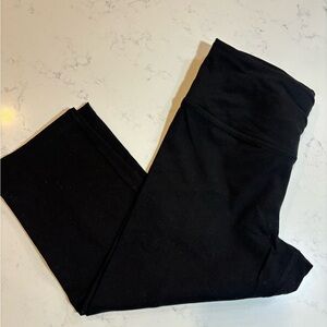 VSX cropped black leggings